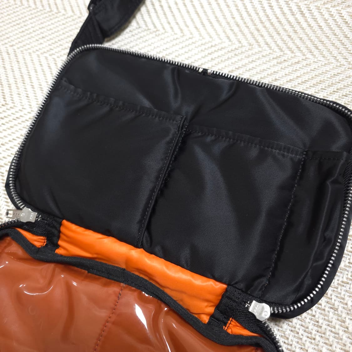 요시다포터 탱커 숄더백 S 스몰 (63 상품이미지7