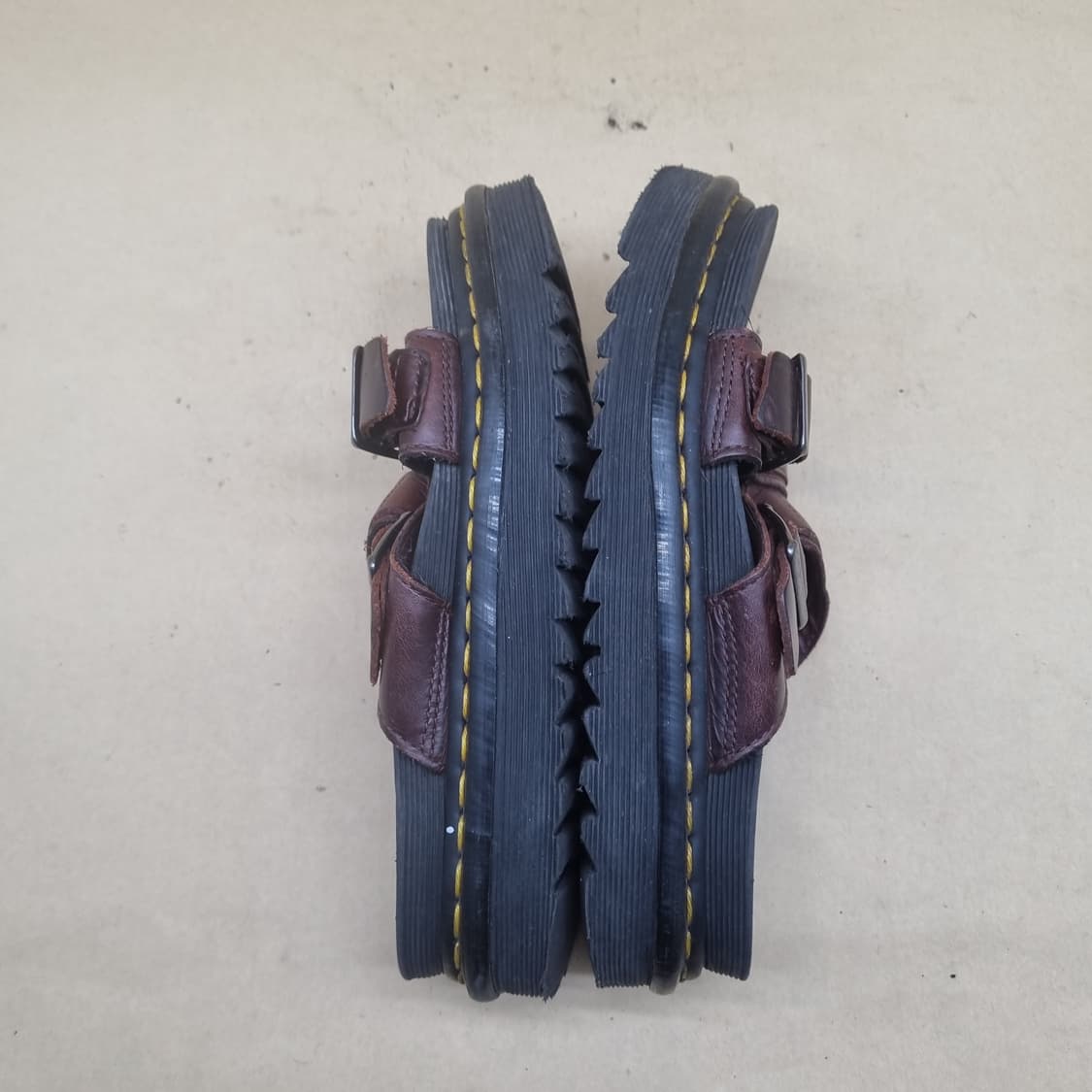 닥터마틴 마일즈 브라운샌들240 상품이미지5