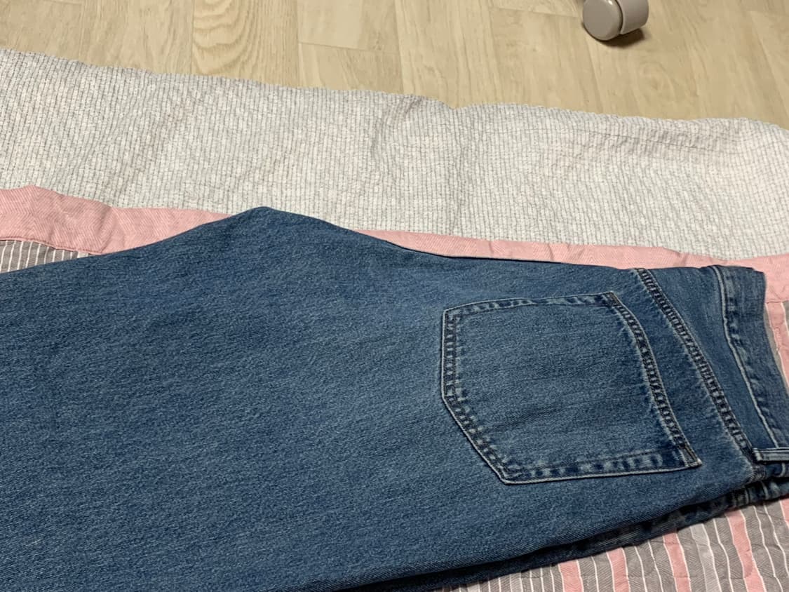 유니클로 남성 배기진 32 사이즈 상품이미지3