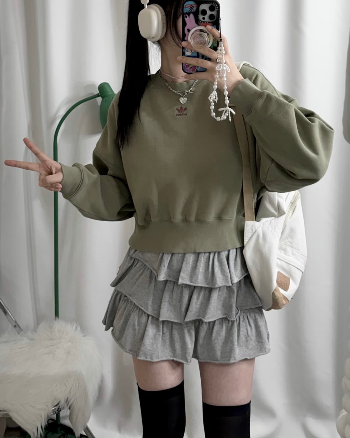 아디다스 카키 크롭 파이어버드 맨투맨 상품이미지2