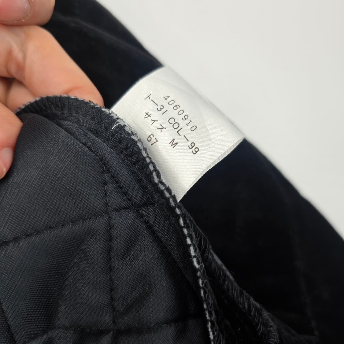 NORMA KAMALI 벨벳 크롭 자켓 퀼팅 볼레로 상품이미지5