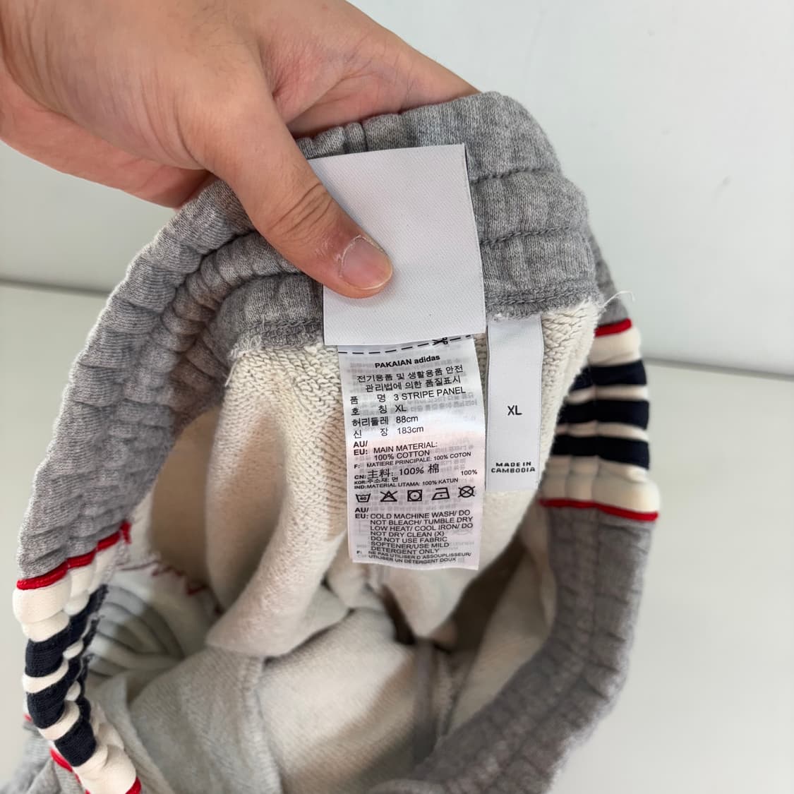 L-XL 아디다스오리지날 그레이 사이드삼선 루즈핏 코튼 조거팬츠 상품이미지6