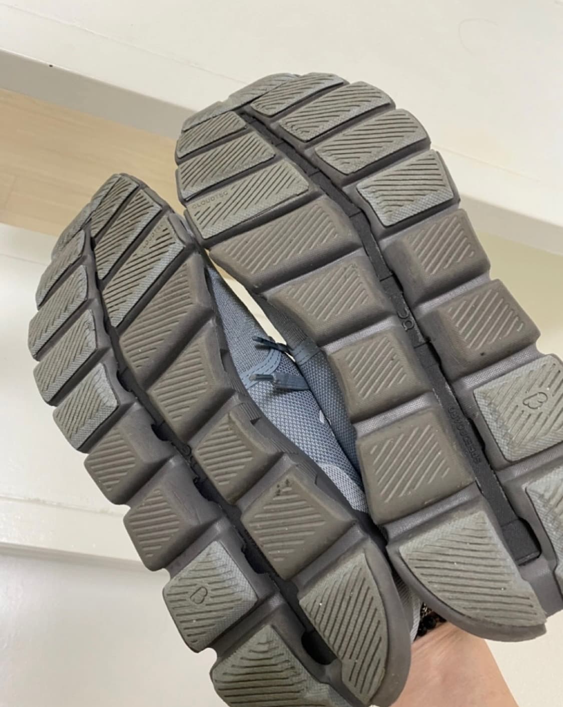 온러닝 x3 클라우드 미스트락 260 상품이미지2