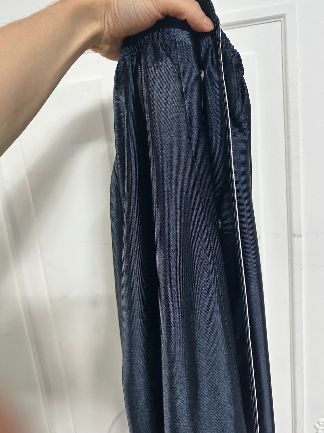 아디다스 사이드버튼 트랙팬츠 상품이미지3