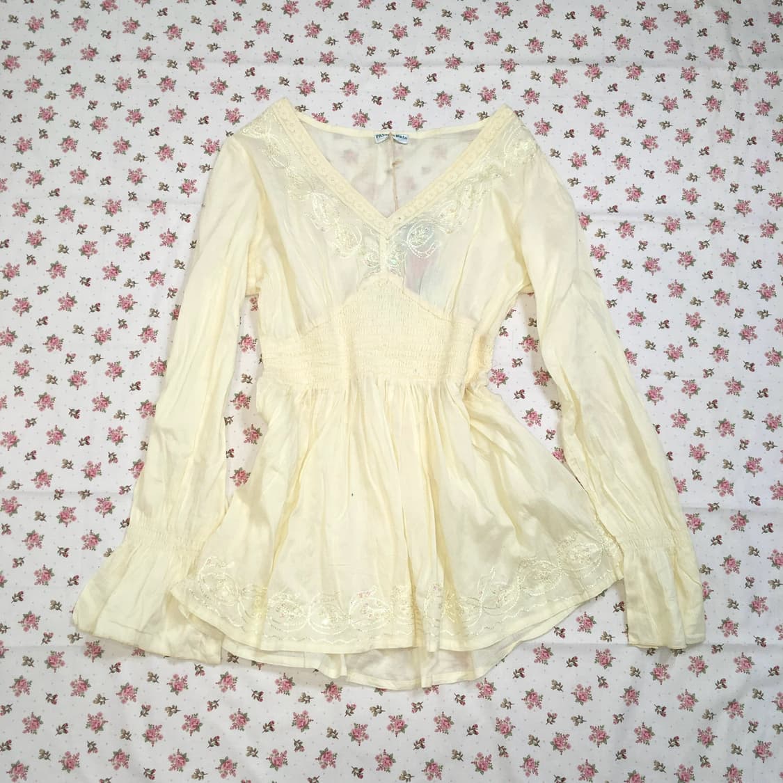 Vintage ivory handwork shirring blouse 상품이미지5