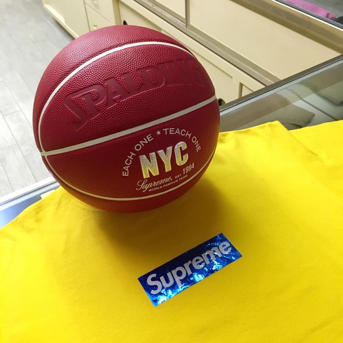 슈프림 2006 홀로그래픽 박스로고 티셔츠 노파 상품이미지6