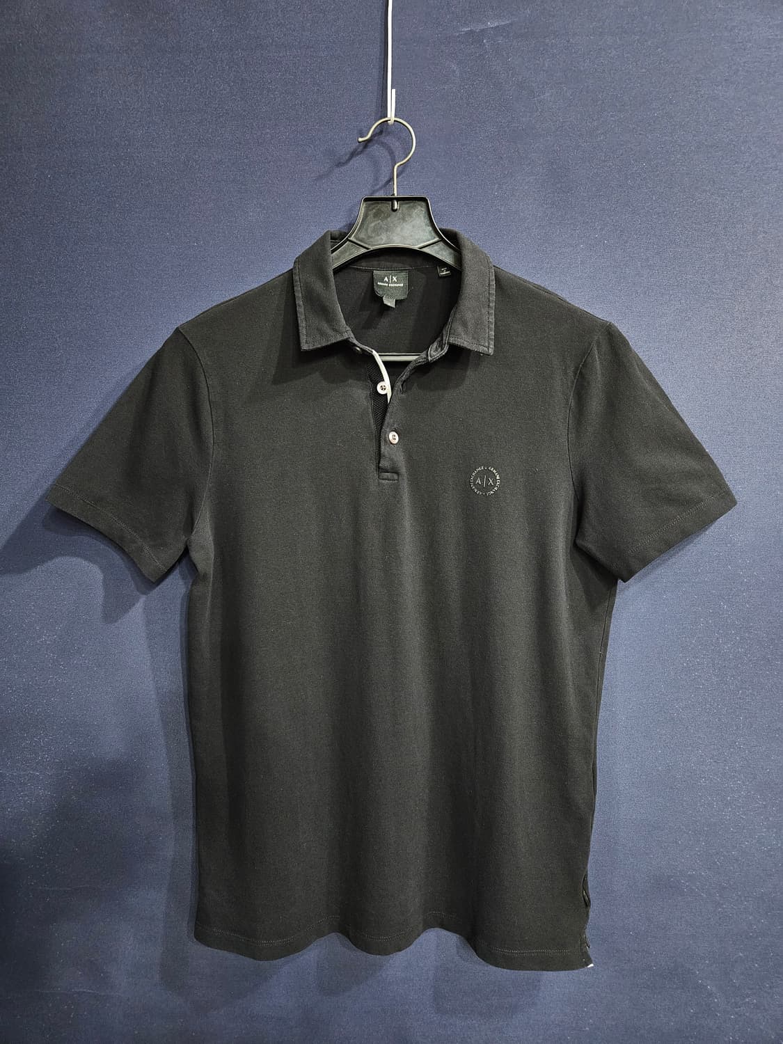 아르마니 익스체인지 블랙 남성 100 카라반팔티 상품이미지1