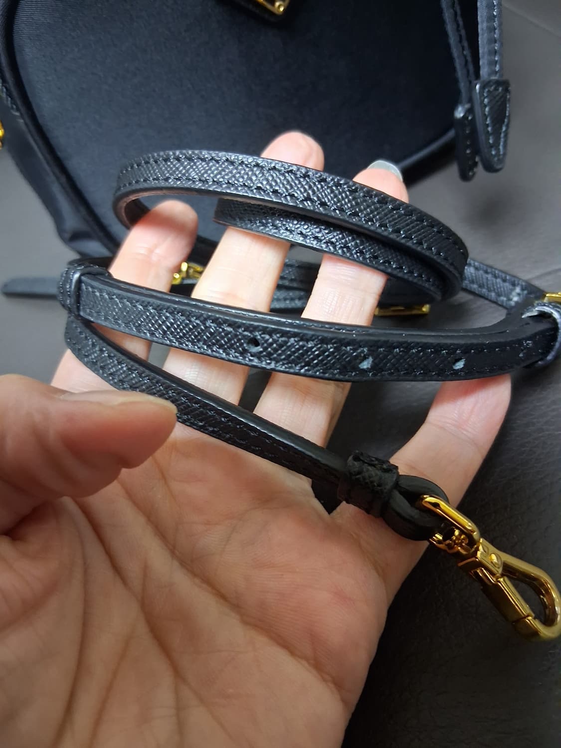 프라다 포코노 버킷백 상품이미지5