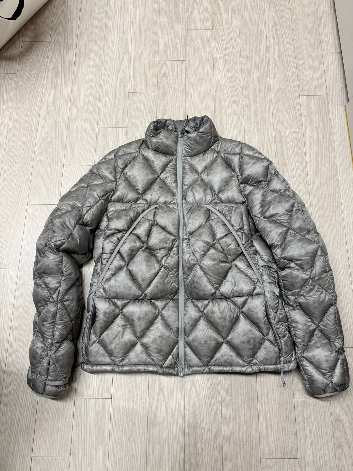 로아 누나 패딩 실버 L 새상품 상품이미지2