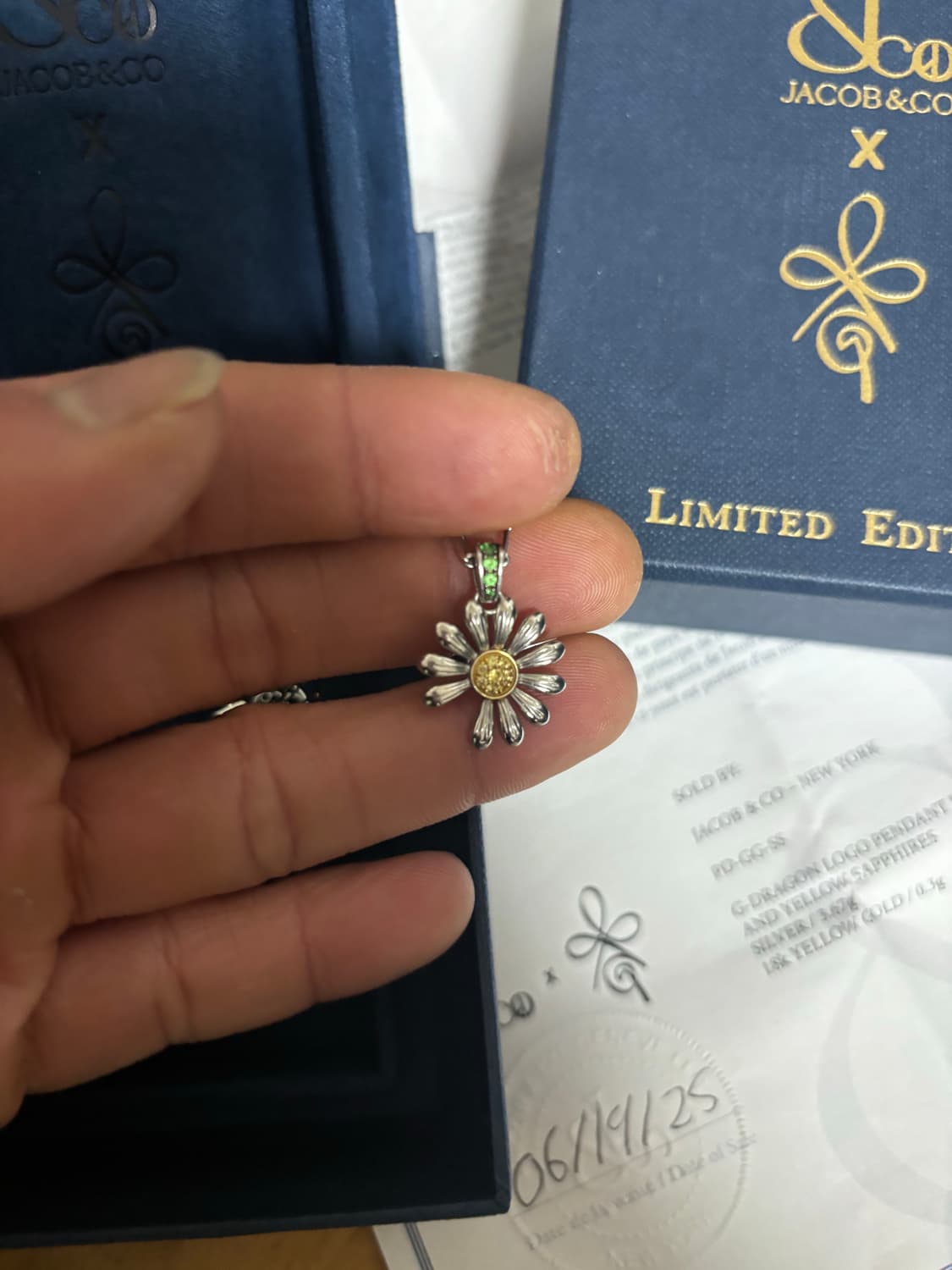 제이콥앤코 피마원 데이지 목걸이 상품이미지2