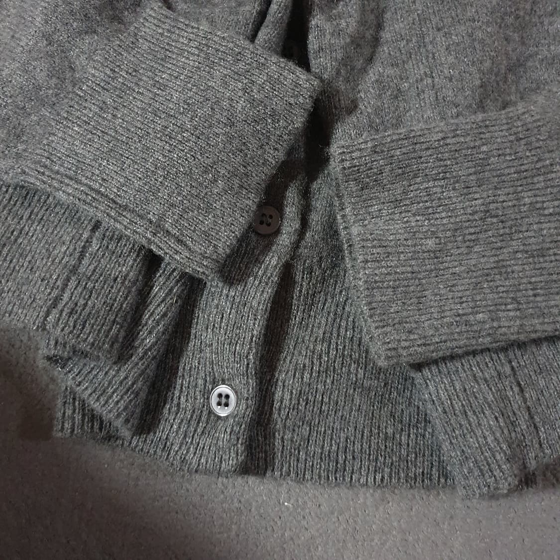 샤인온유 캐시미어 100% 베이직 가디건 그레이 상품이미지5