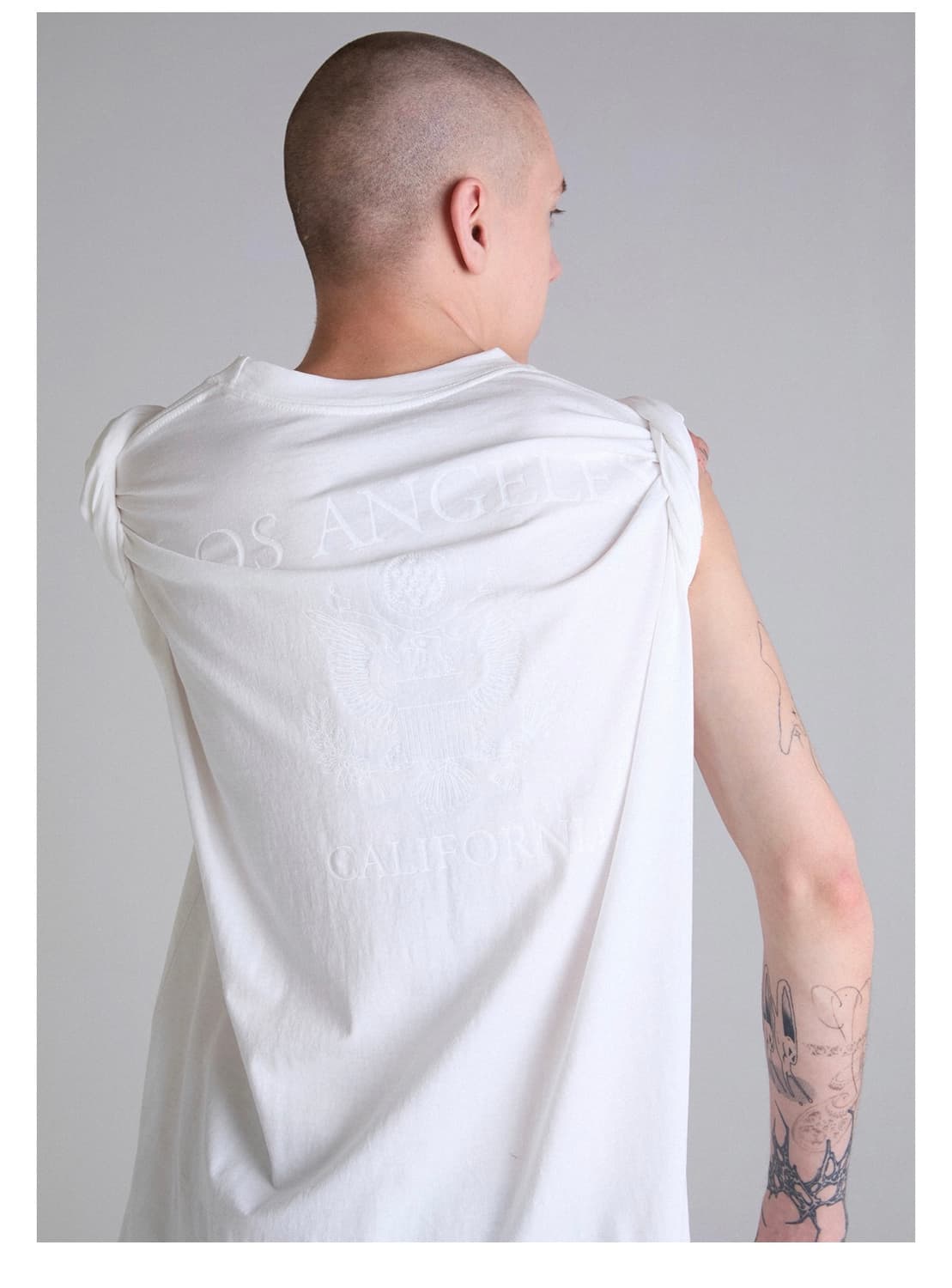 innir 이니어 252 LA CA T-SHIRT 2가지 색상 상품이미지2