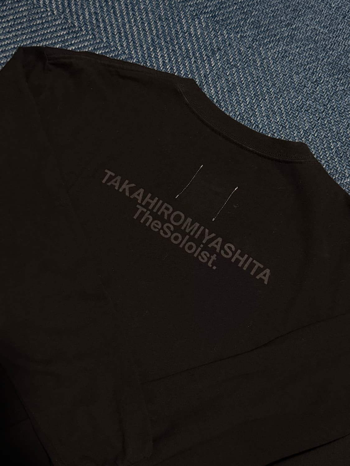 솔로이스트 x 뉴에라 롱슬리브 블랙 상품이미지4