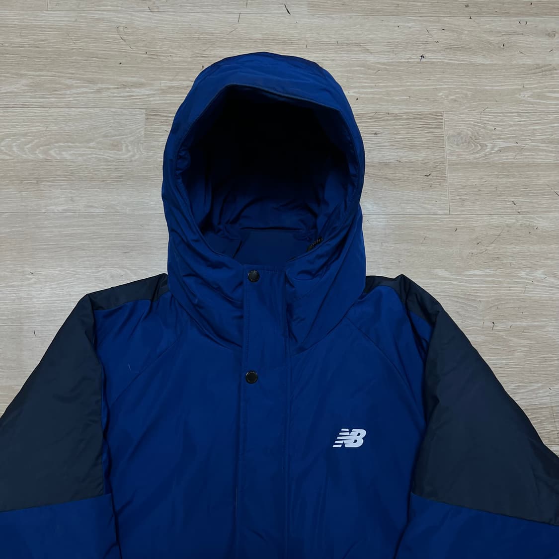 뉴발란스 배색 후드 챌린지 롱패딩 점퍼 [블루] L/100 상품이미지2