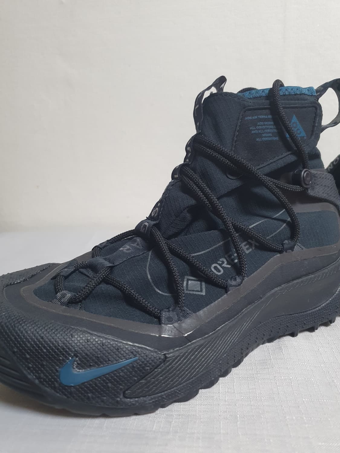 240mm 나이키 ACG 에어 테라 안타틱 고어텍스 안트라사이트 블랙 상품이미지8