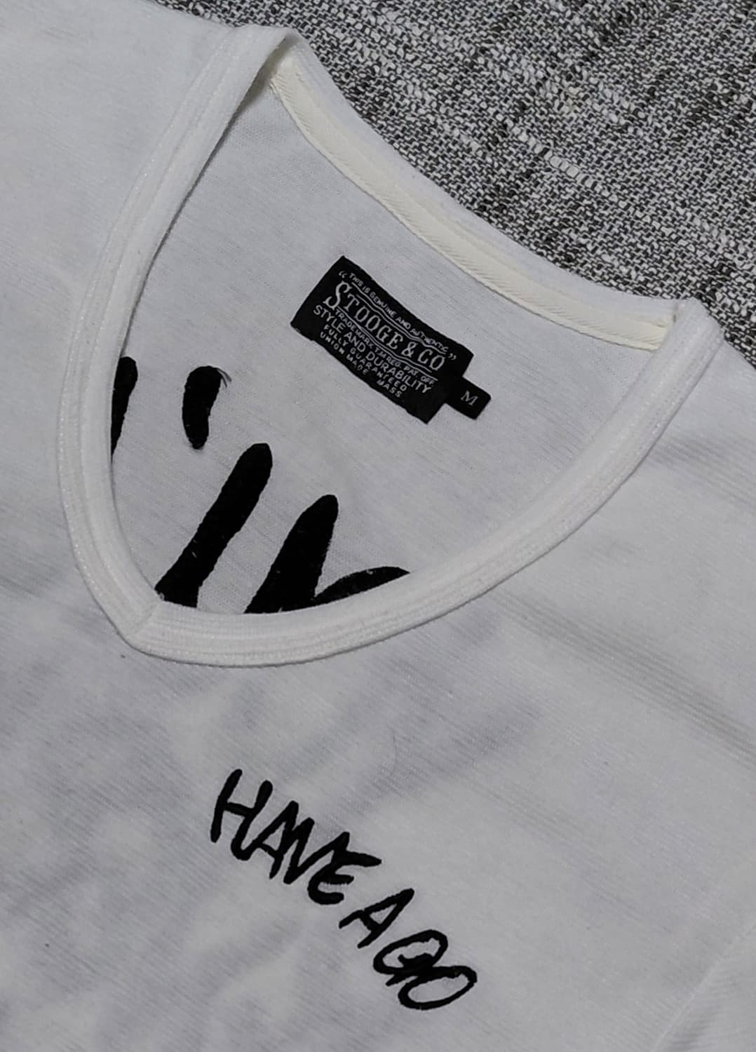 [M] STOOGE & CO 그래픽 브이넥 티셔츠 상품이미지4