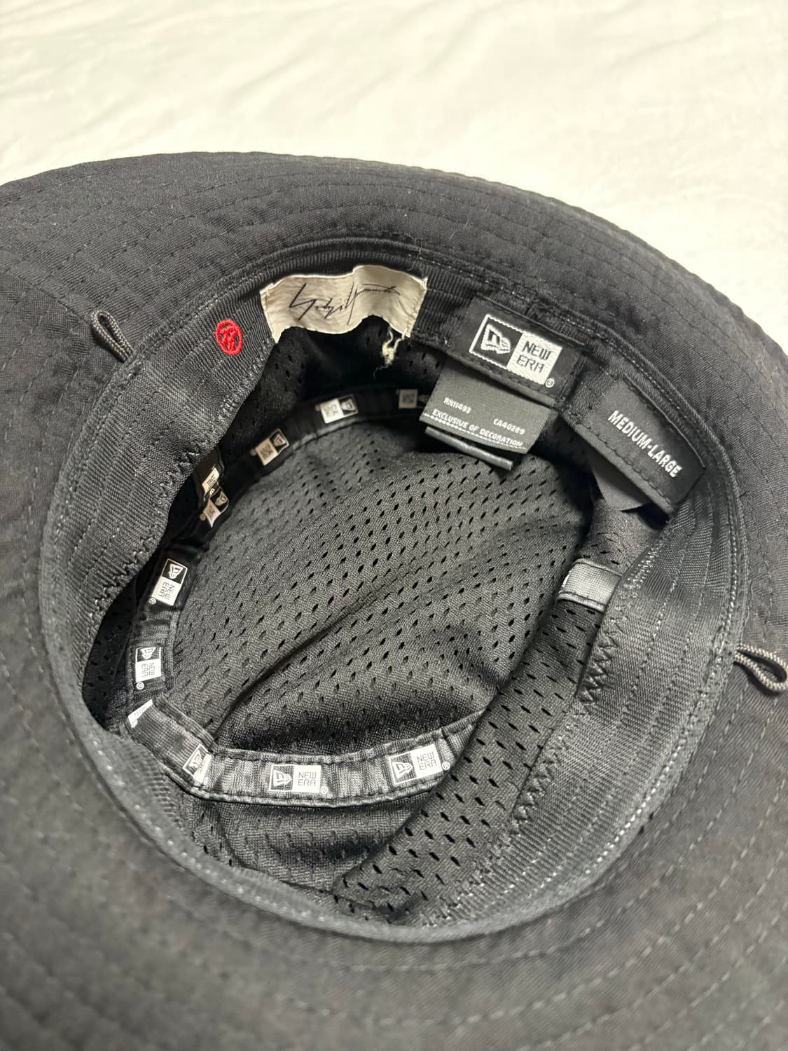 요지 야마모토 X 뉴에라 콜라보 버킷햇 상품이미지5