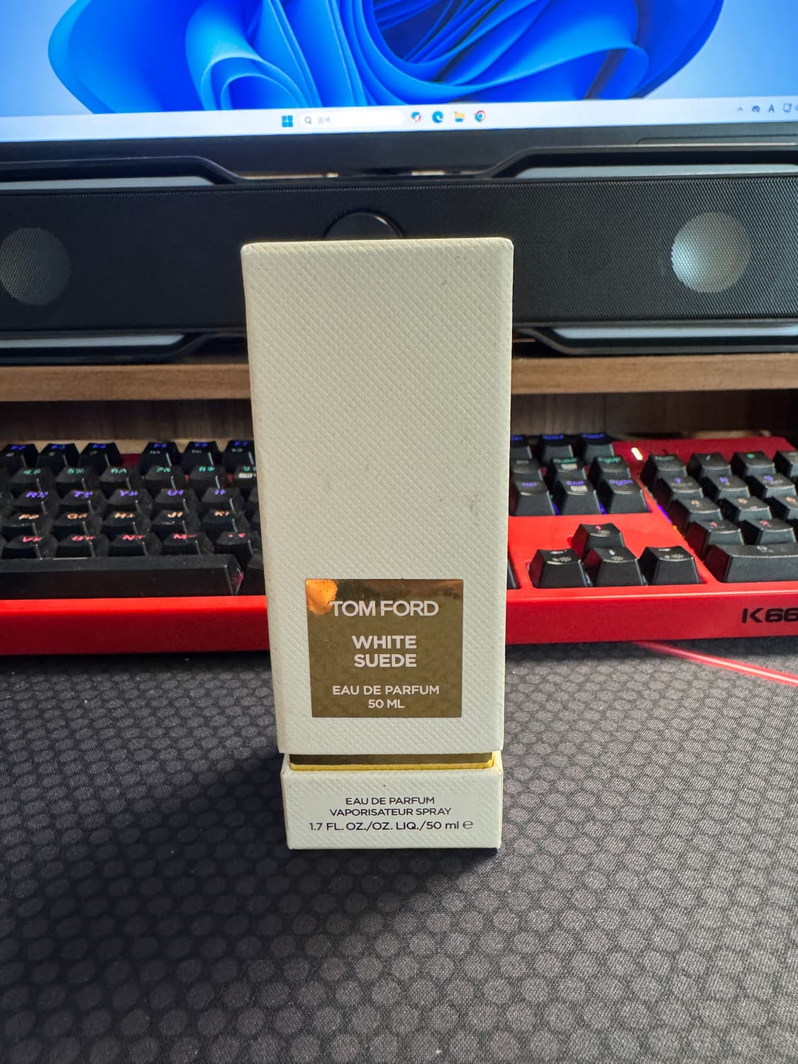 톰포드 화이트 스웨이드 50ml 미개봉 상품이미지1
