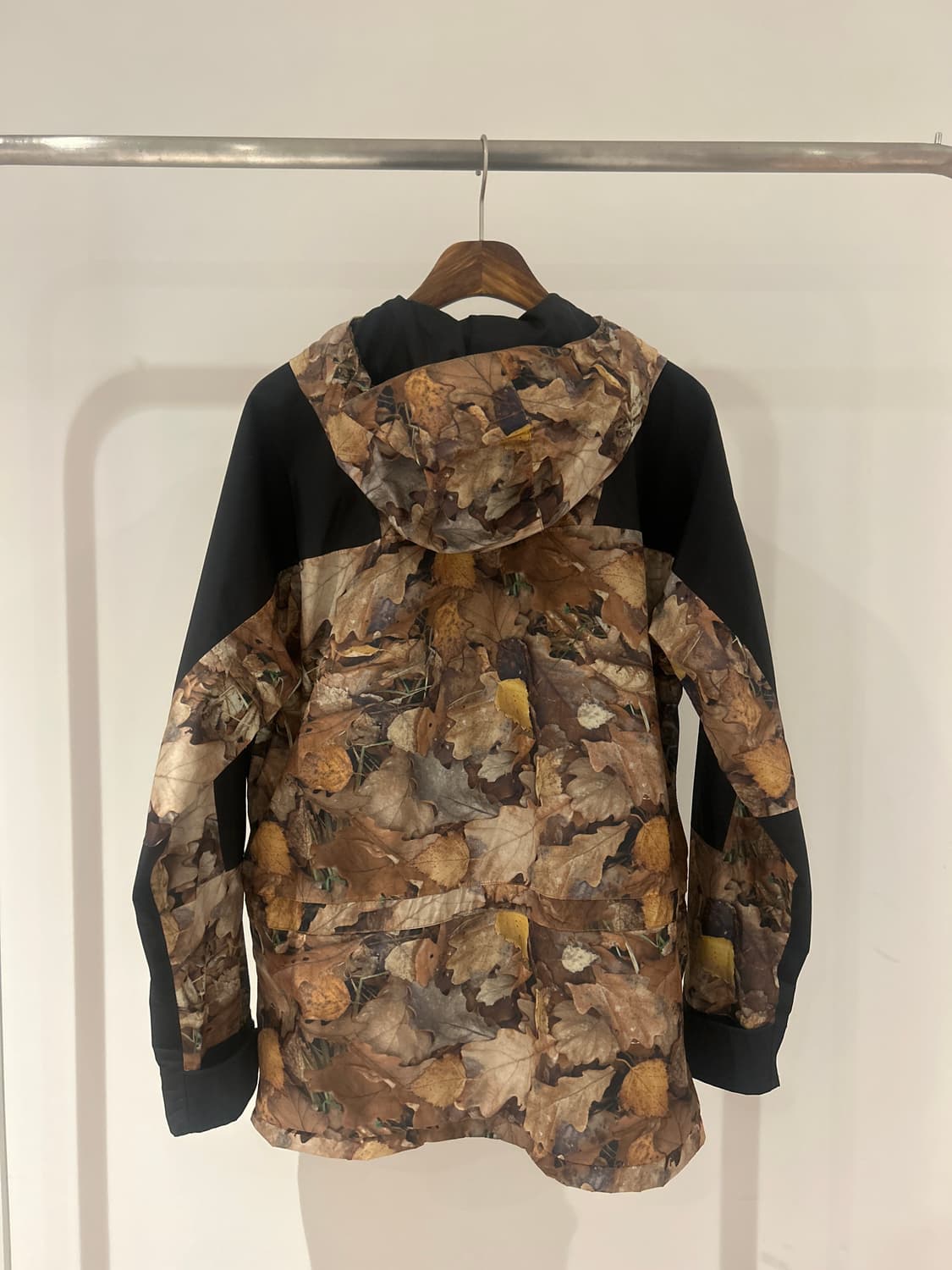 Supreme x The North Face Mountain Jacket 상품이미지8