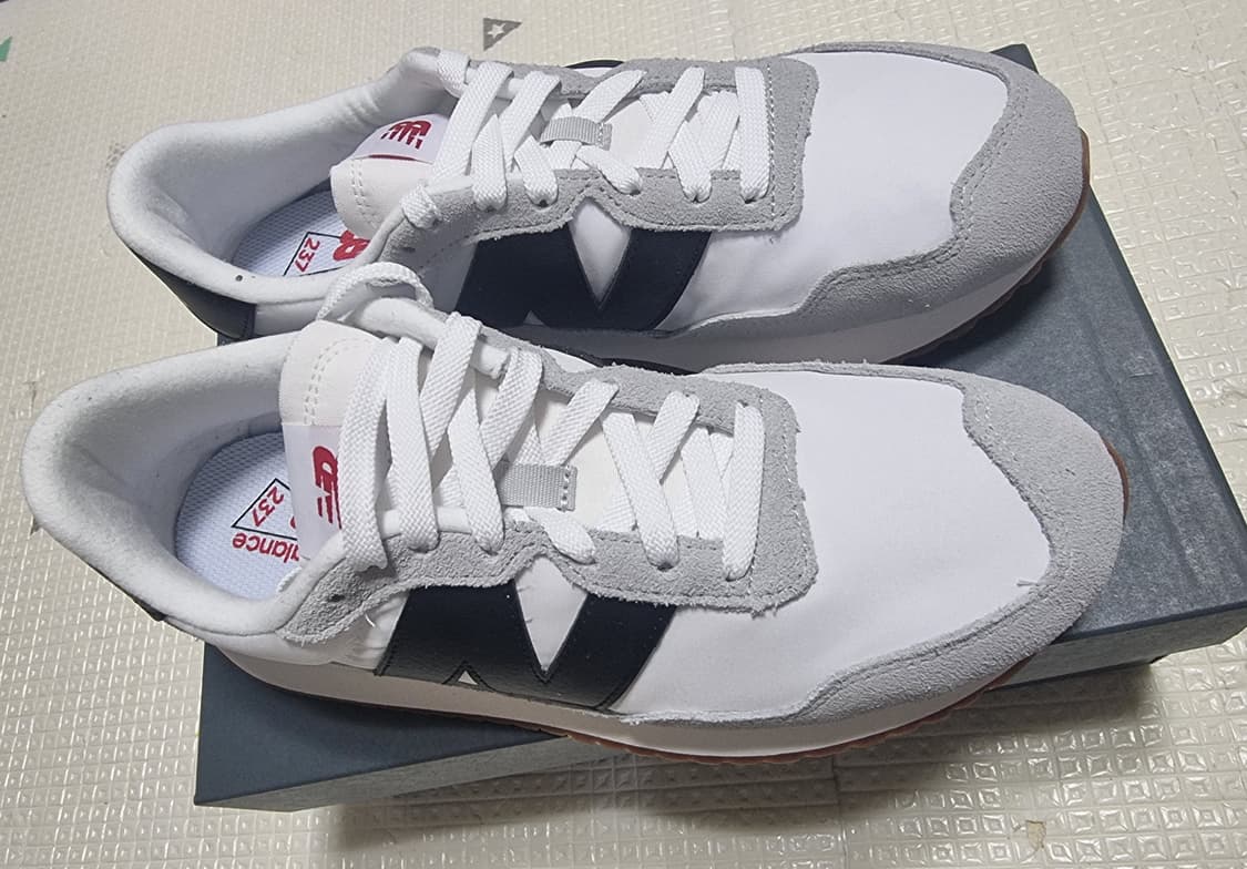 뉴발란스 237 화이트그레이 블랙 상품이미지1