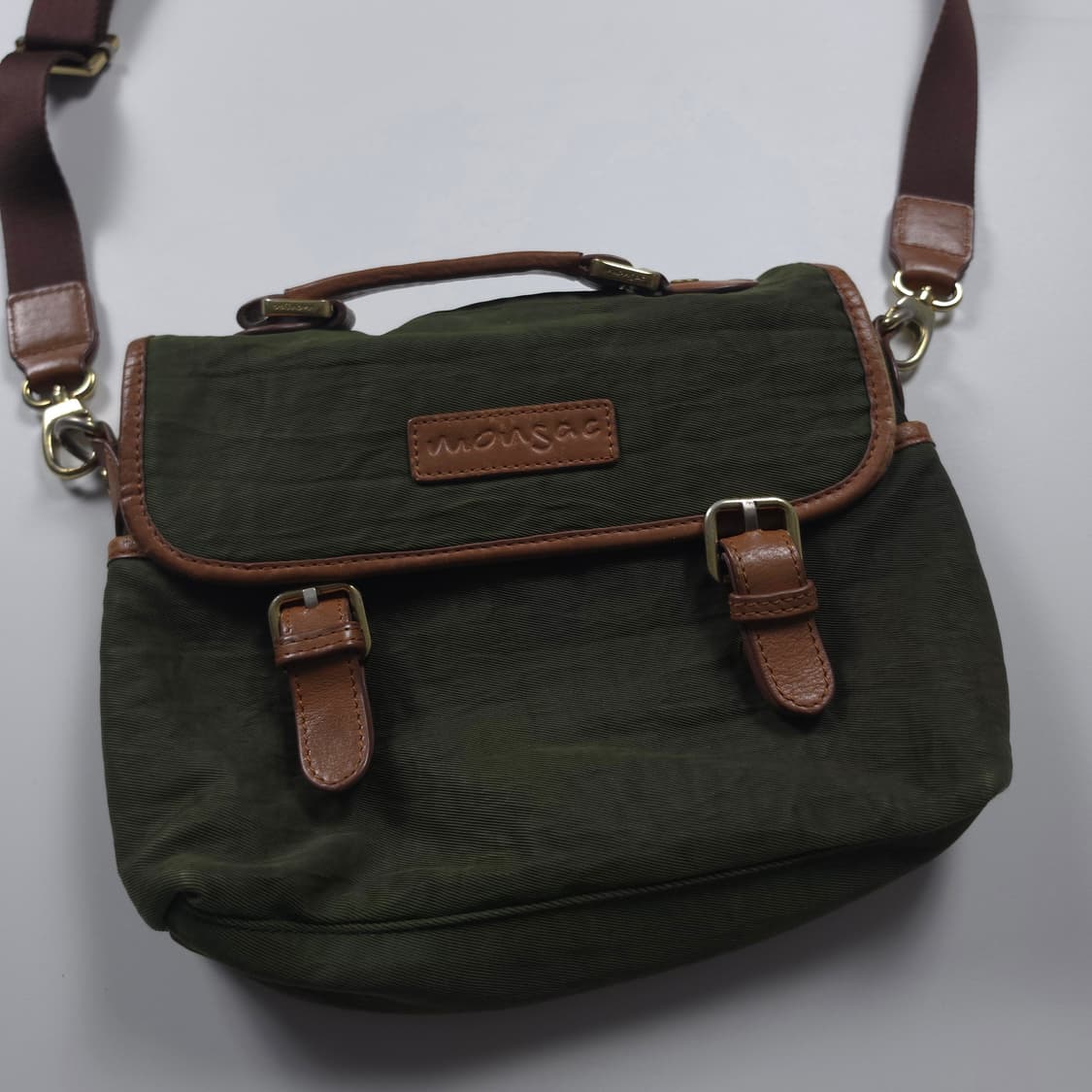 몽삭 아카이브 페이딩 크로스백 카키 (OS) 상품이미지1