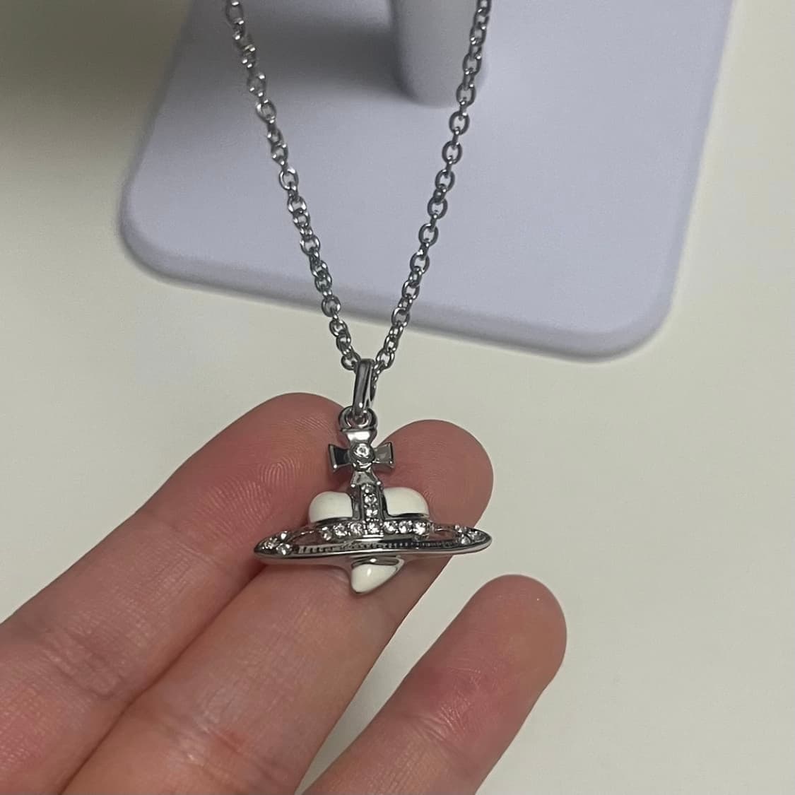 비비안웨스트우드 디아망떼 화이트 목걸이 상품이미지1