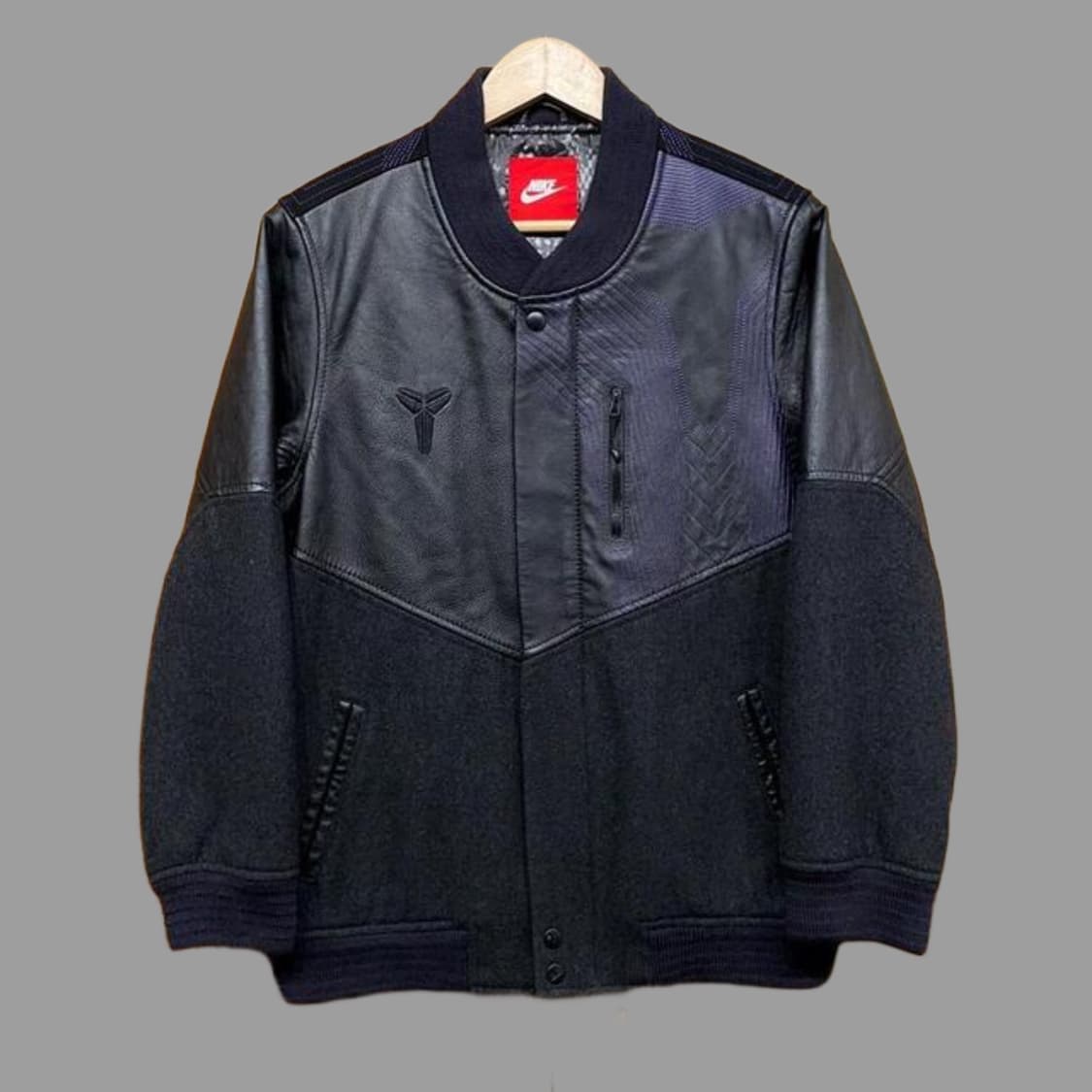 나이키 코비 브라이언트 바시티 자켓 (S)  상품이미지1