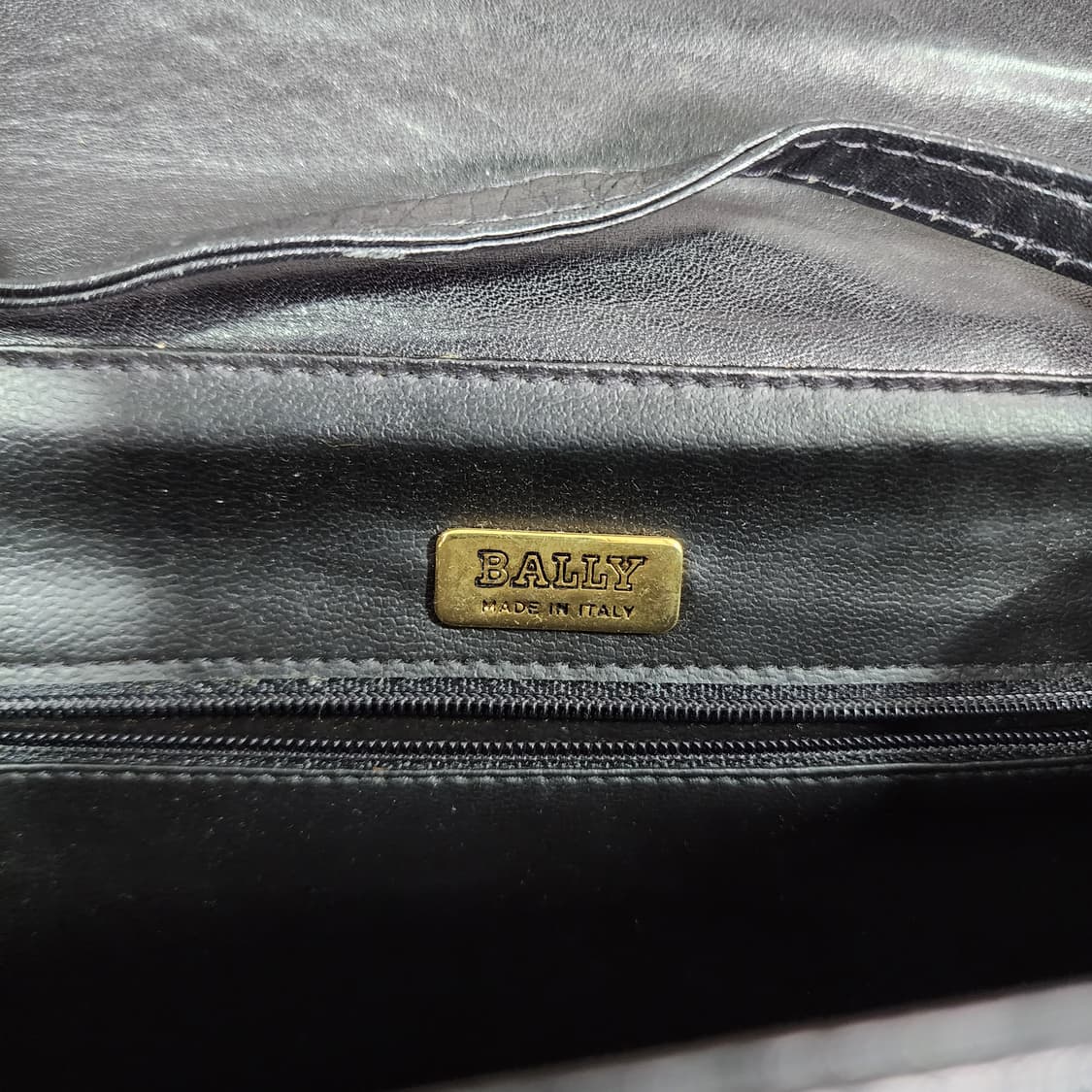 발리 레더 빈티지 크로스백 상품이미지7