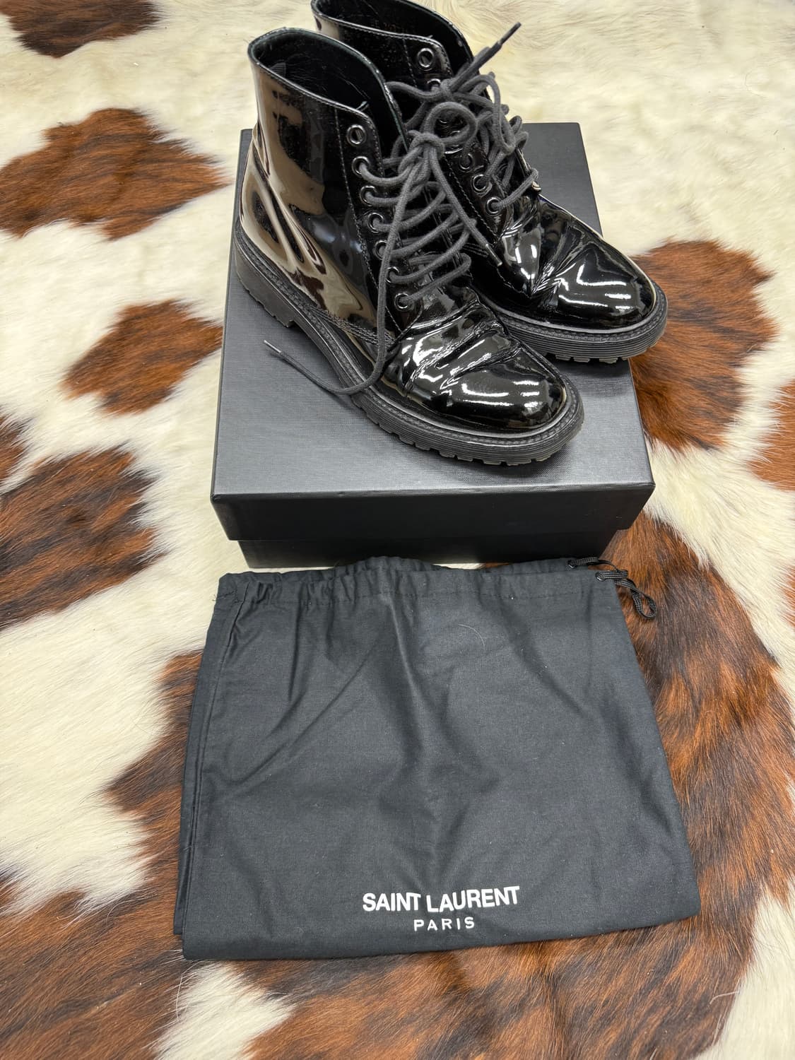 생로랑 페이턴트 워커 부츠 상품이미지1