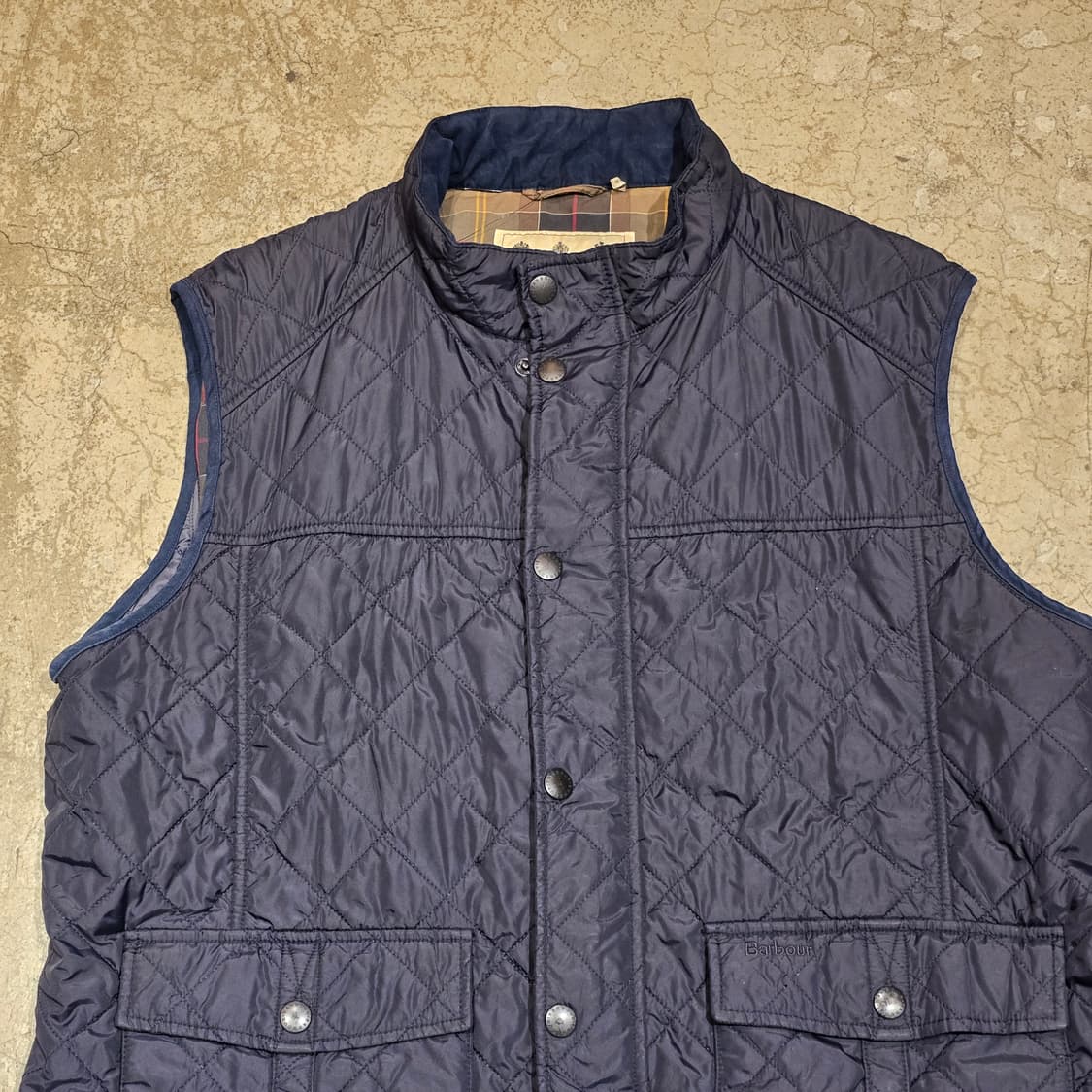 Barbour 네이비 익스플로러 질레 퀼팅 베스트 상품이미지2