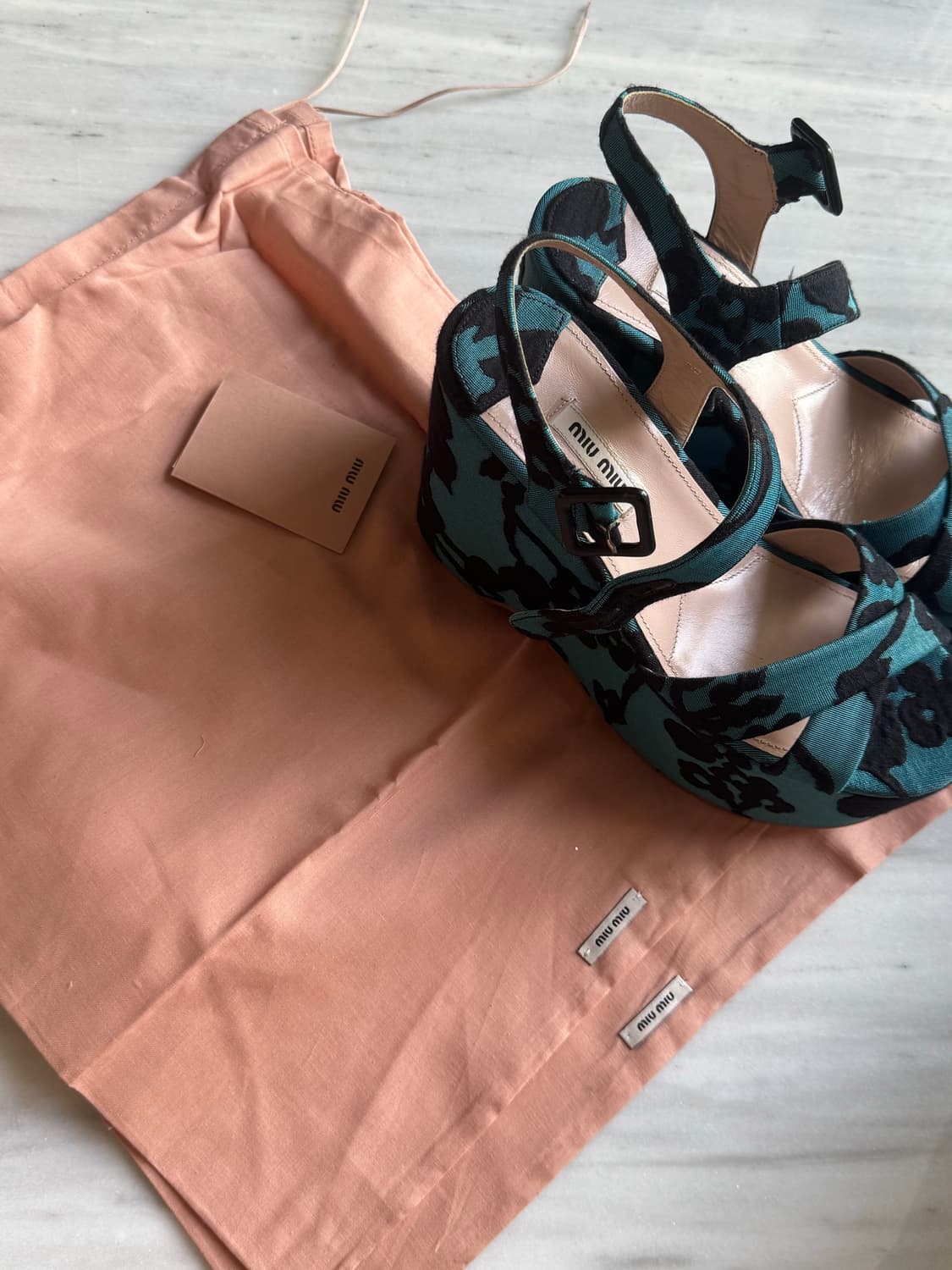 미우미우 플랫폼 웨지힐 샌들 상품이미지7