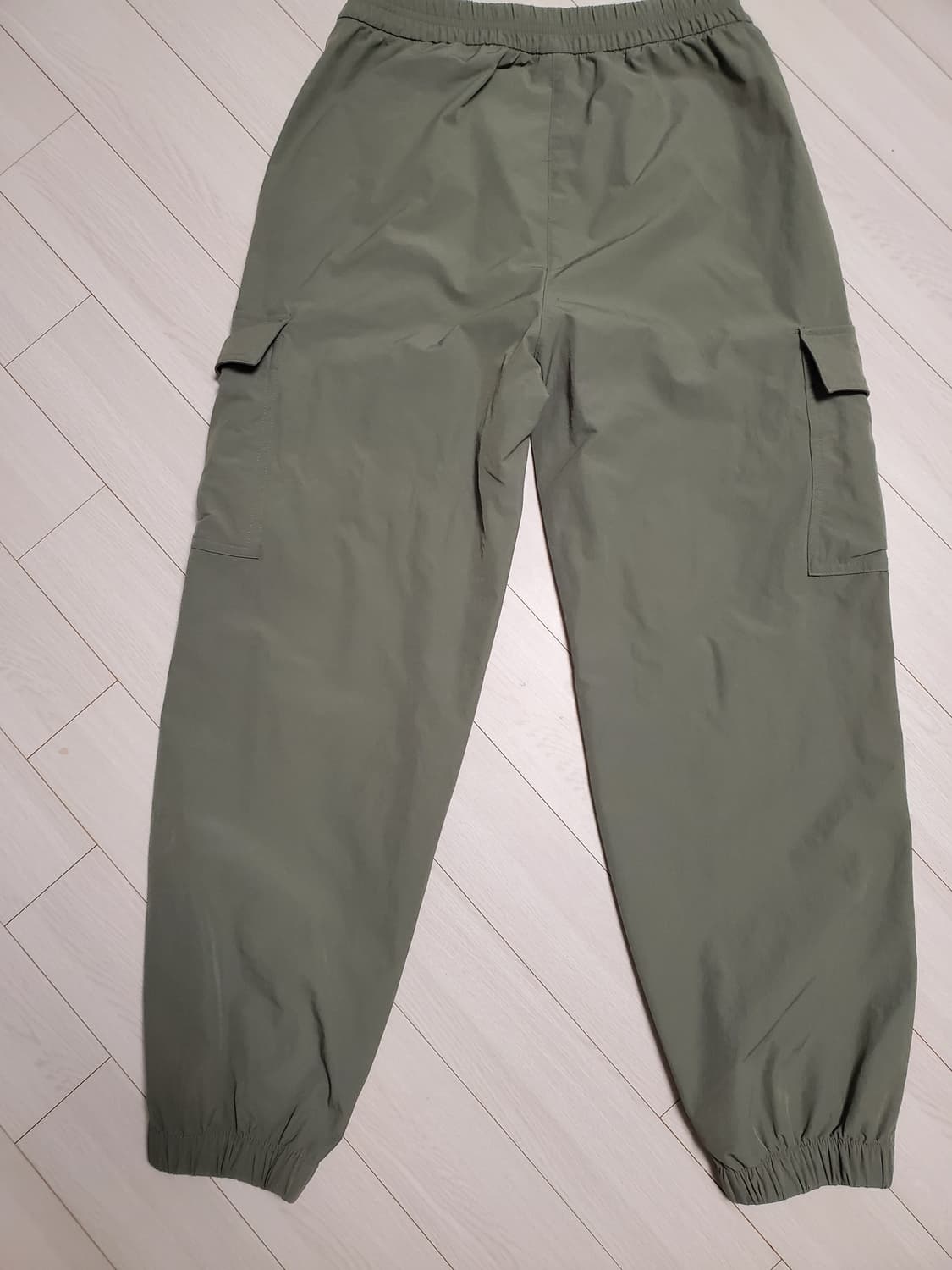 탑텐(TOPTEN) 밸런스 스트레치 카고 조거 팬츠 사이즈m
 상품이미지9