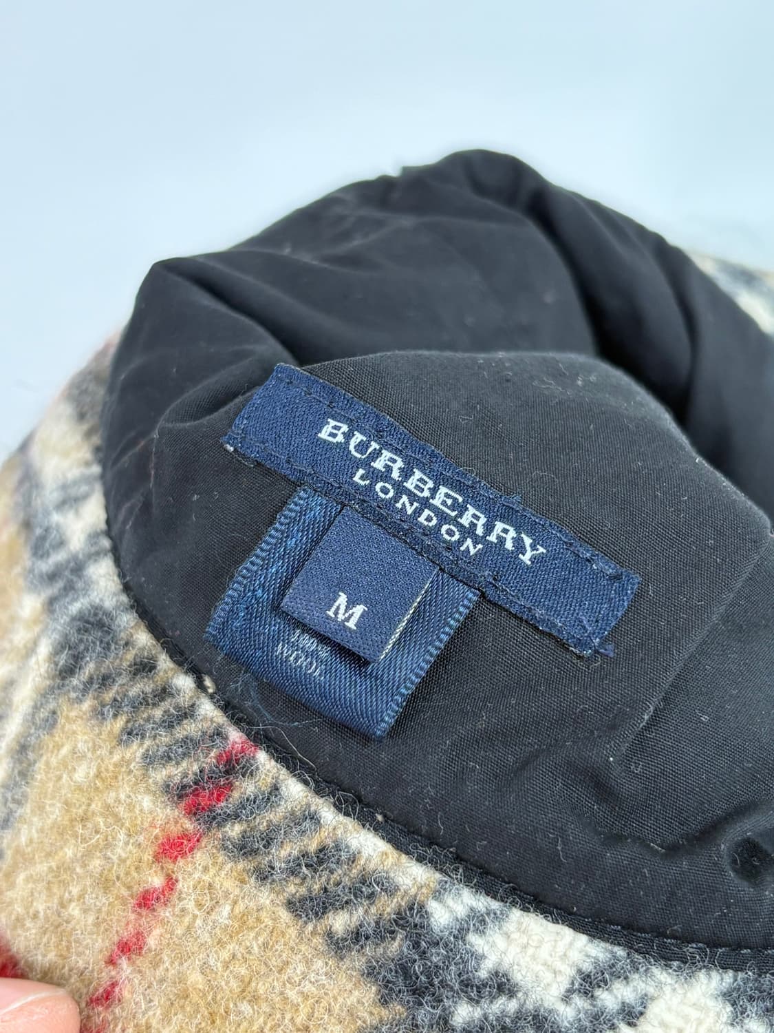 Burberry 베이지 노바체크 버킷햇 상품이미지5