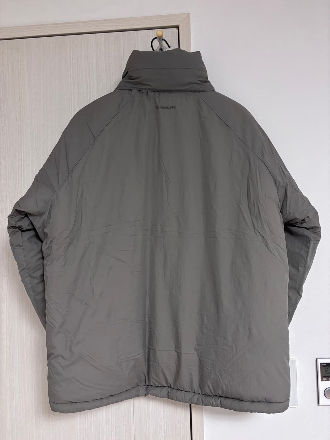 새상품) S 25FW 프릭스스토어 프리마로프트 레벨7 파카 상품이미지3