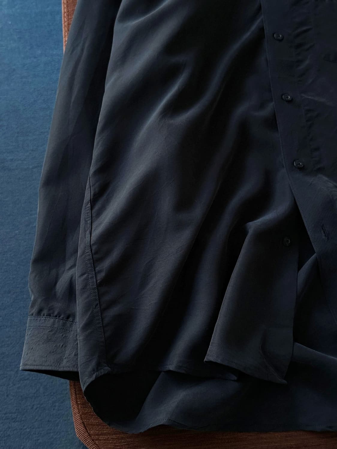 Silky fabric design blouse shirt 상품이미지4