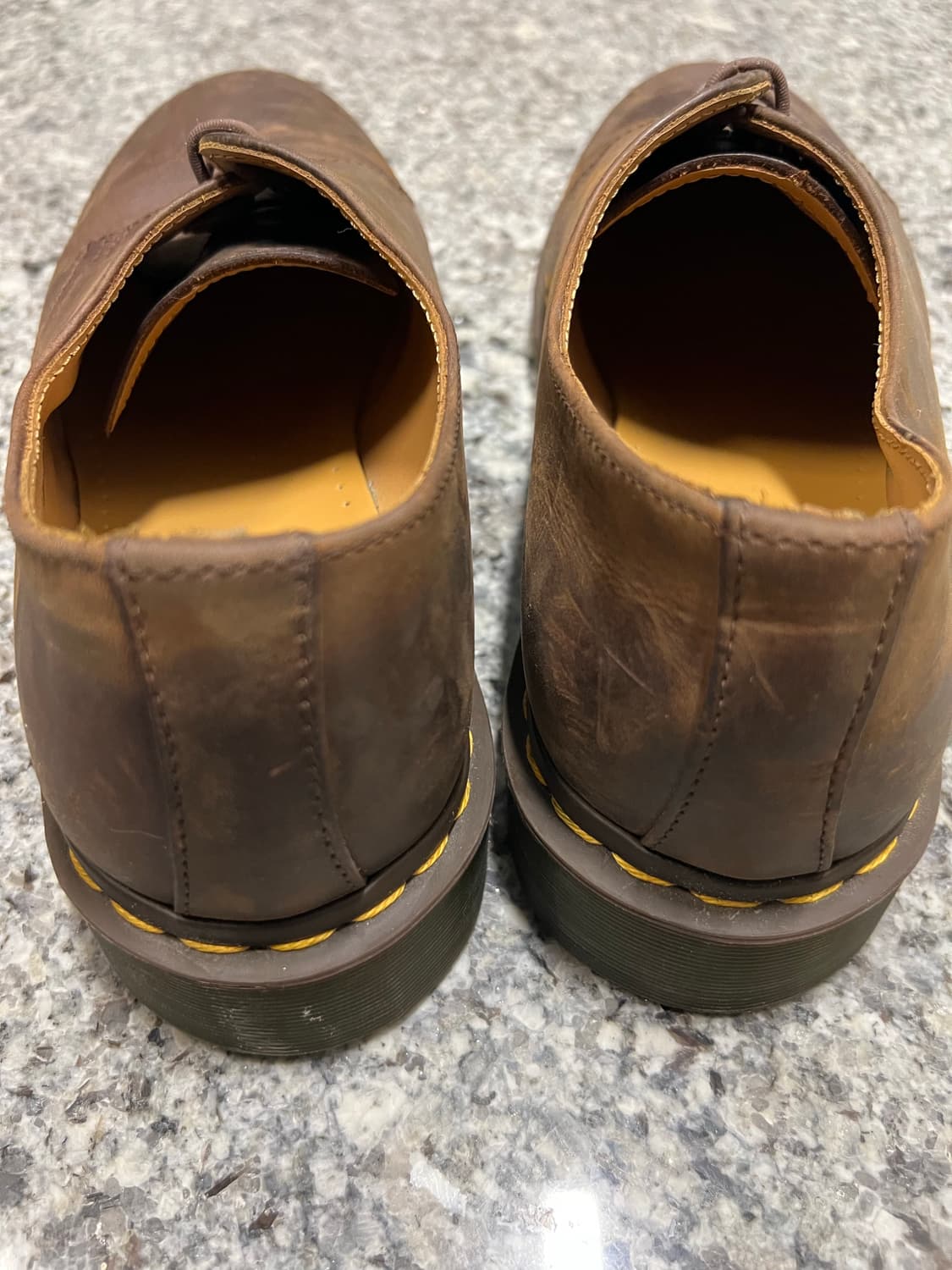 닥터마틴 1461 크레이지호스 다크브라운 UK11 (300) 상품이미지2