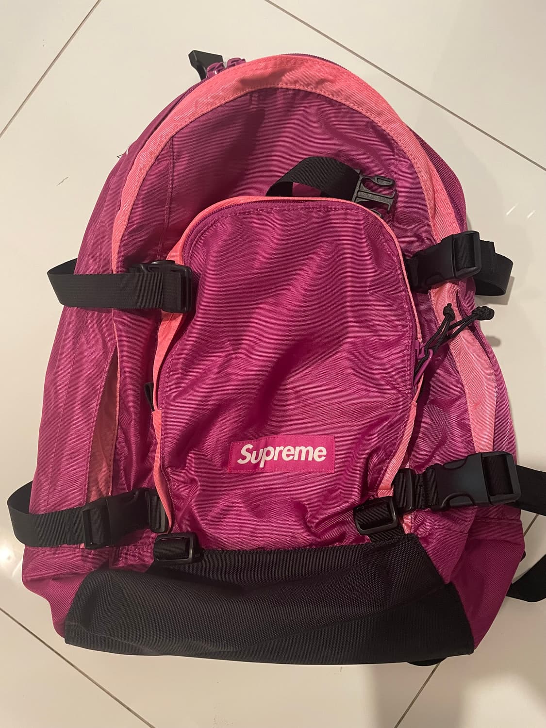 슈프림 19fw 백팩 판매 상품이미지4