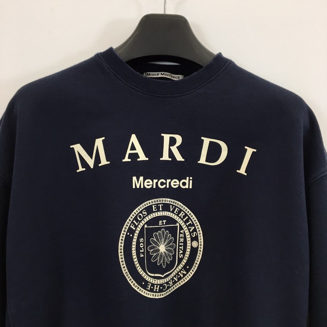 마르디 메크르디 스웻셔츠 FREE  상품이미지2