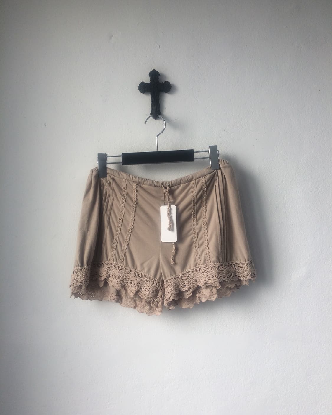 Crochet trimming point short 상품이미지1