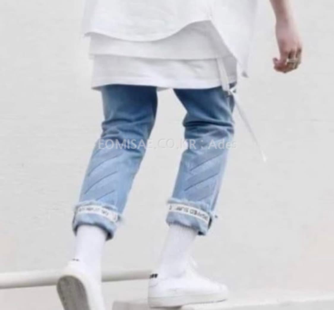 오프화이트(Off-White) 연청 크롭진 (실측확인) 상품이미지2