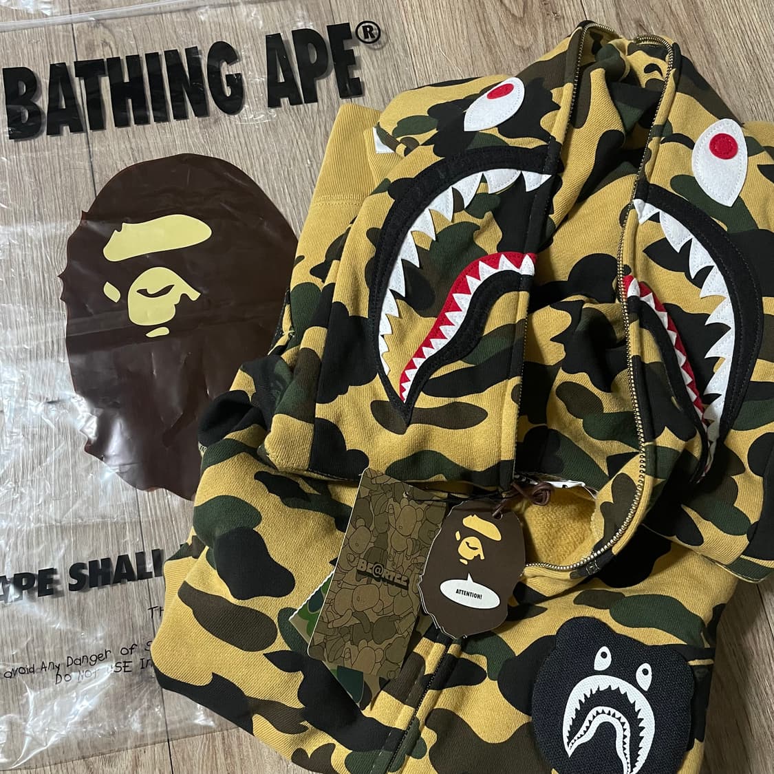 베이프x메디콤토이 황계 후드집업 XL #bape #베이프 #샤크 #베어 상품이미지3