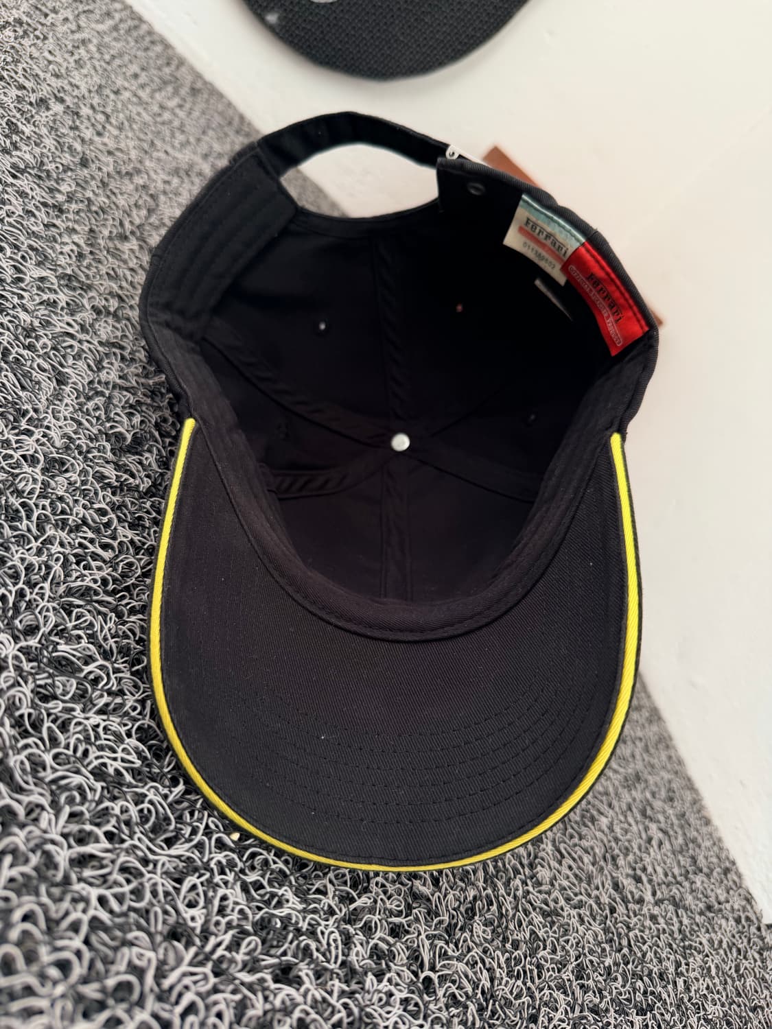 페라리(Ferrari) 스쿠데리아 클래식 로고 볼캡 상품이미지3