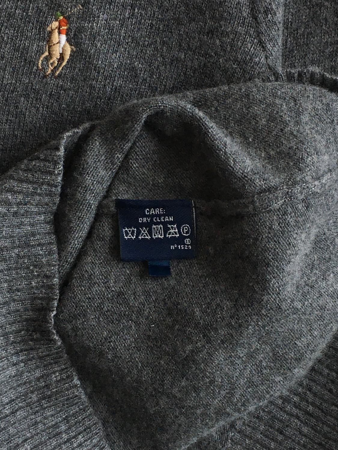 폴로 랄프로렌 자수로고 브이넥 니트 상품이미지5