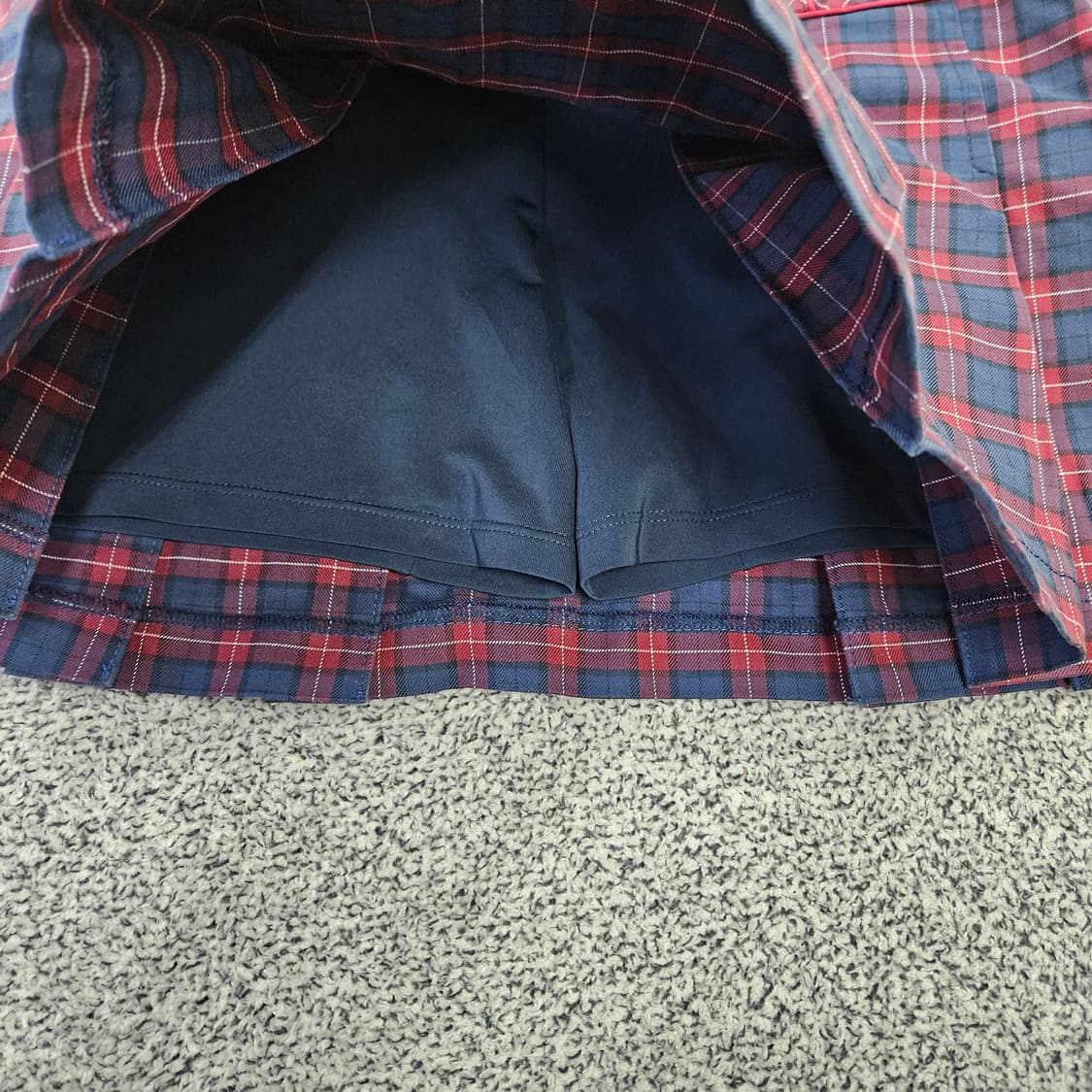 [64-88] 헤지스 여성 골프 체크 플리츠 미니 스커트  0102YH1 상품이미지4