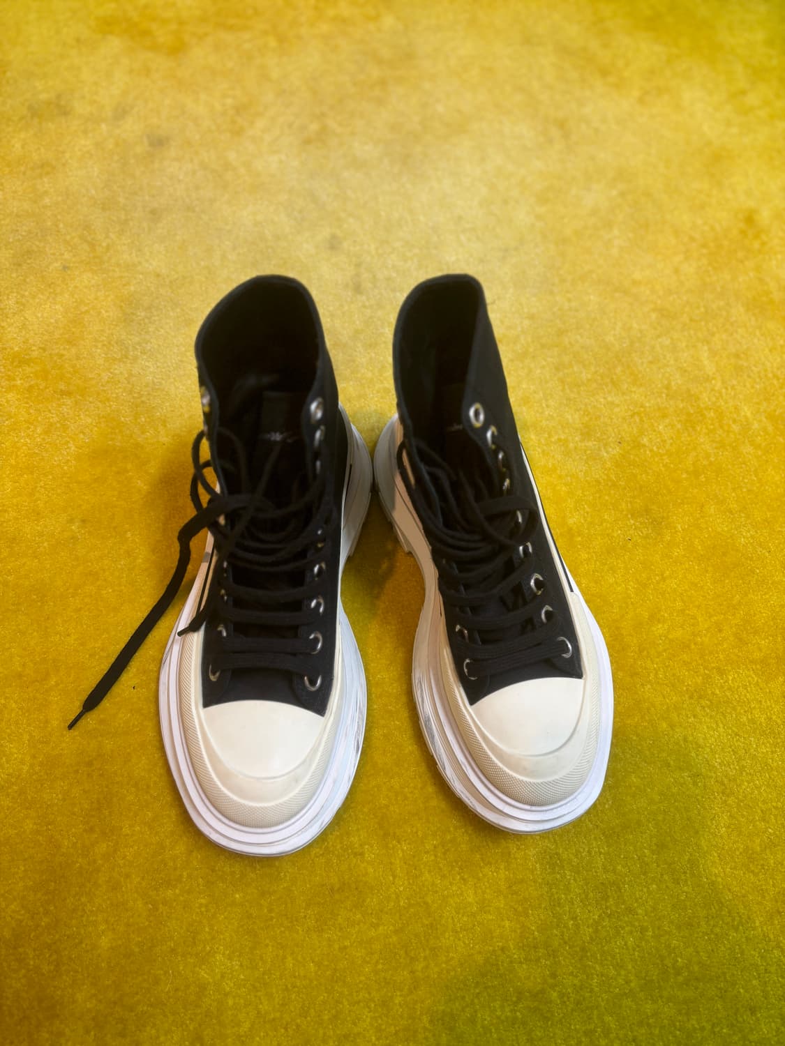 Alexander McQueen Tread Slick 하이탑 스니커즈 상품이미지3