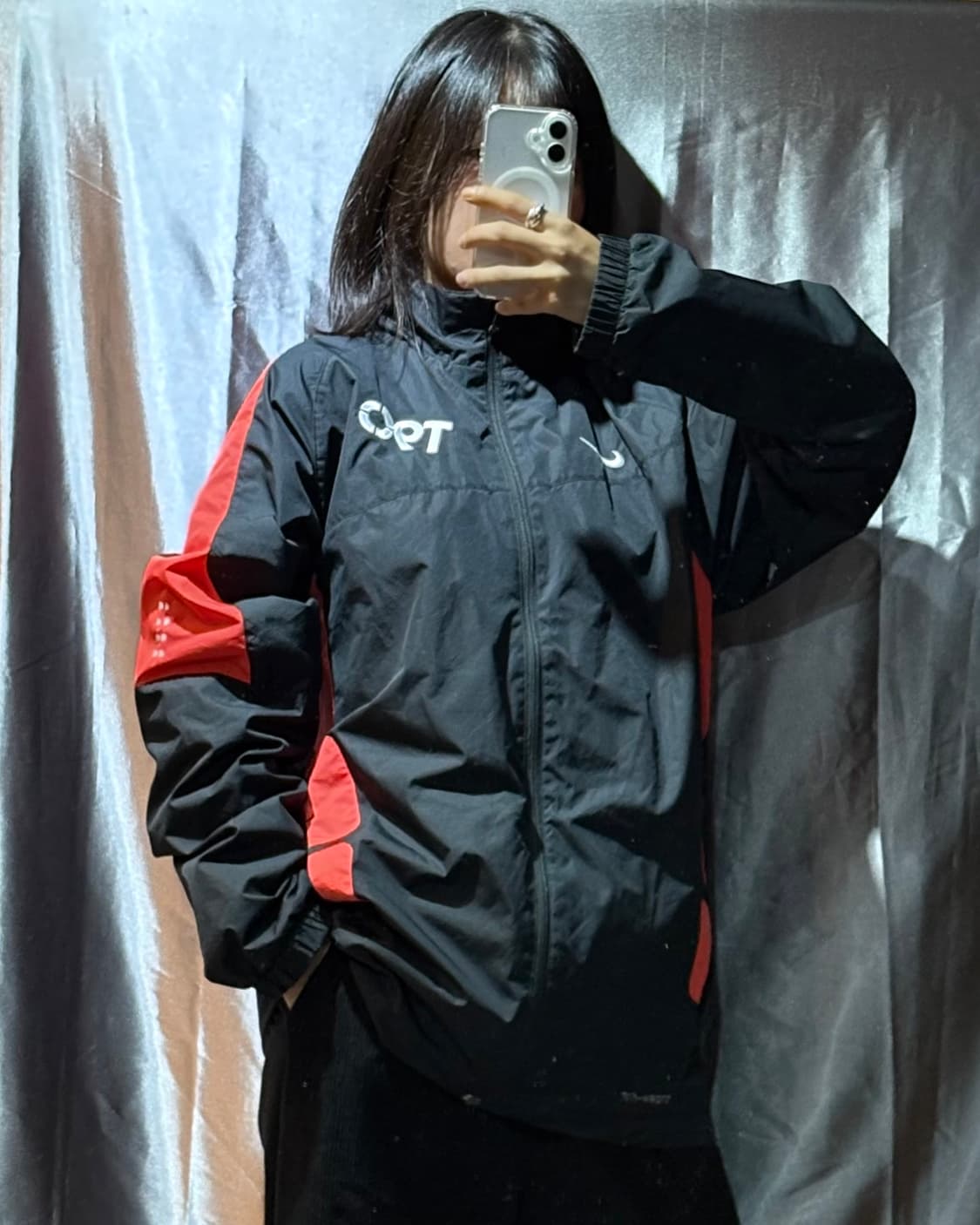 XL 나이키 T90 레드 배색 테크 바람막이 상품이미지1