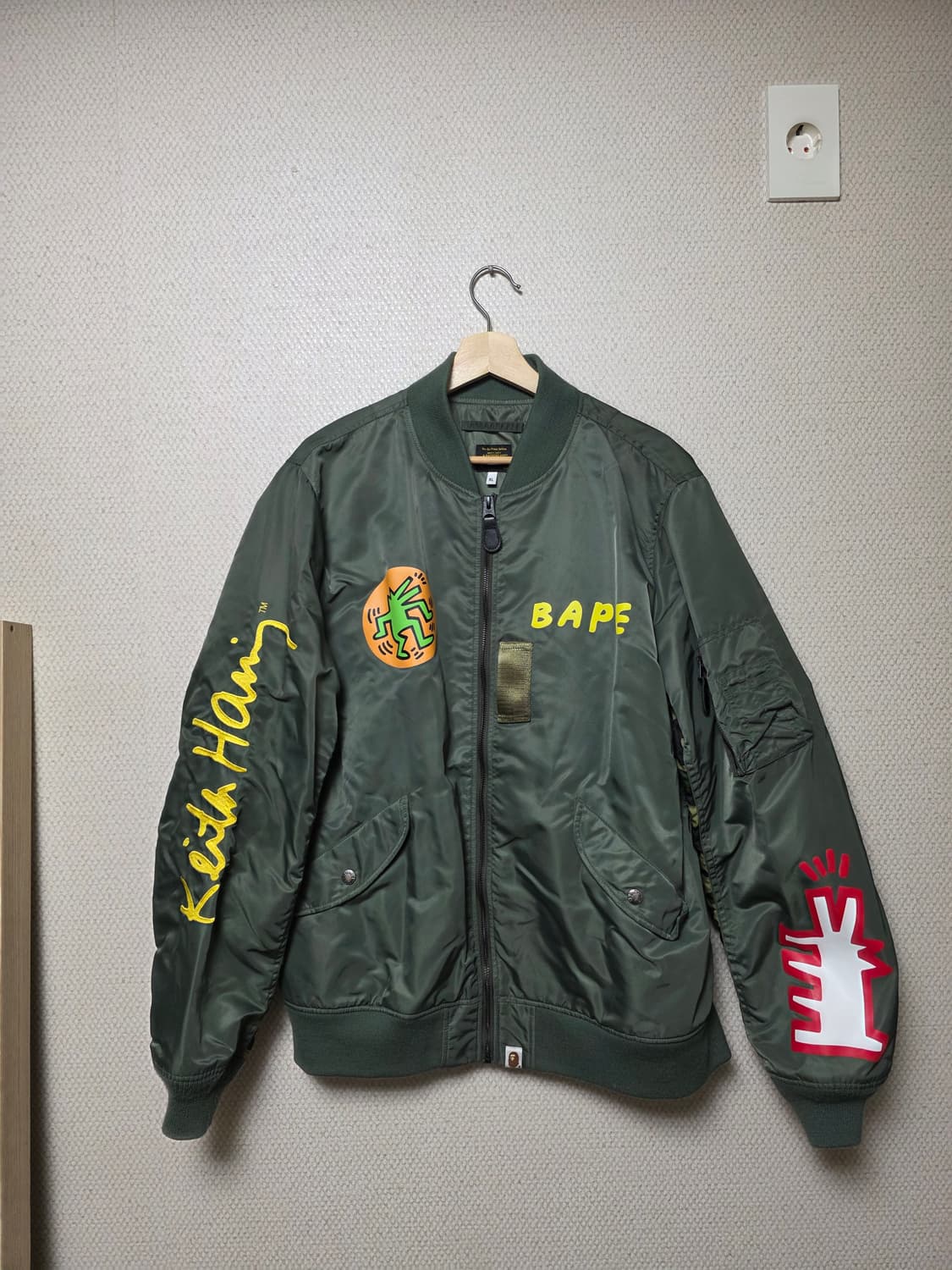 베이프 키스해링 ma-1 상품이미지4