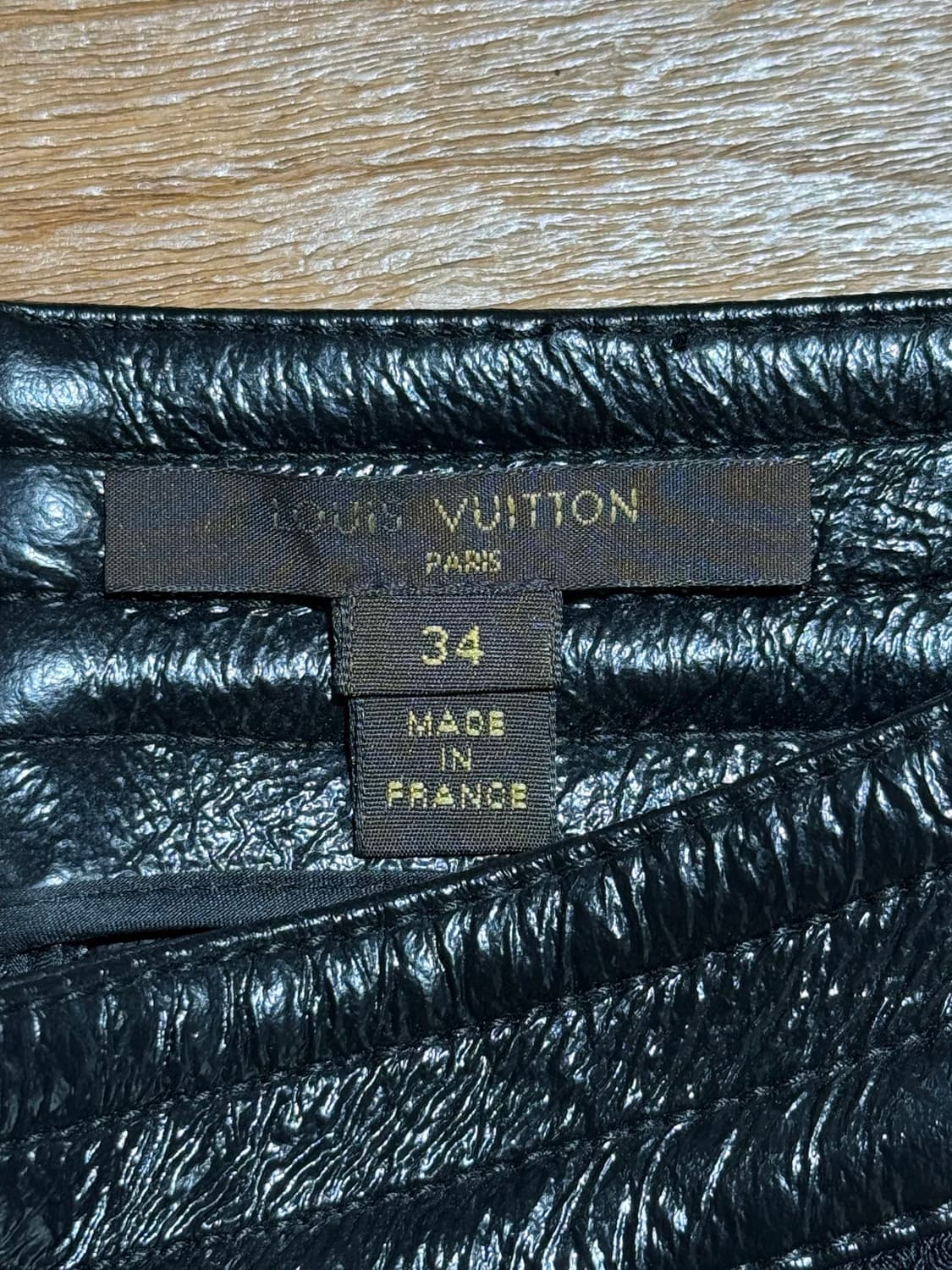 루이비통 블랙 코티드 울 플레어 미디 스커트 상품이미지7