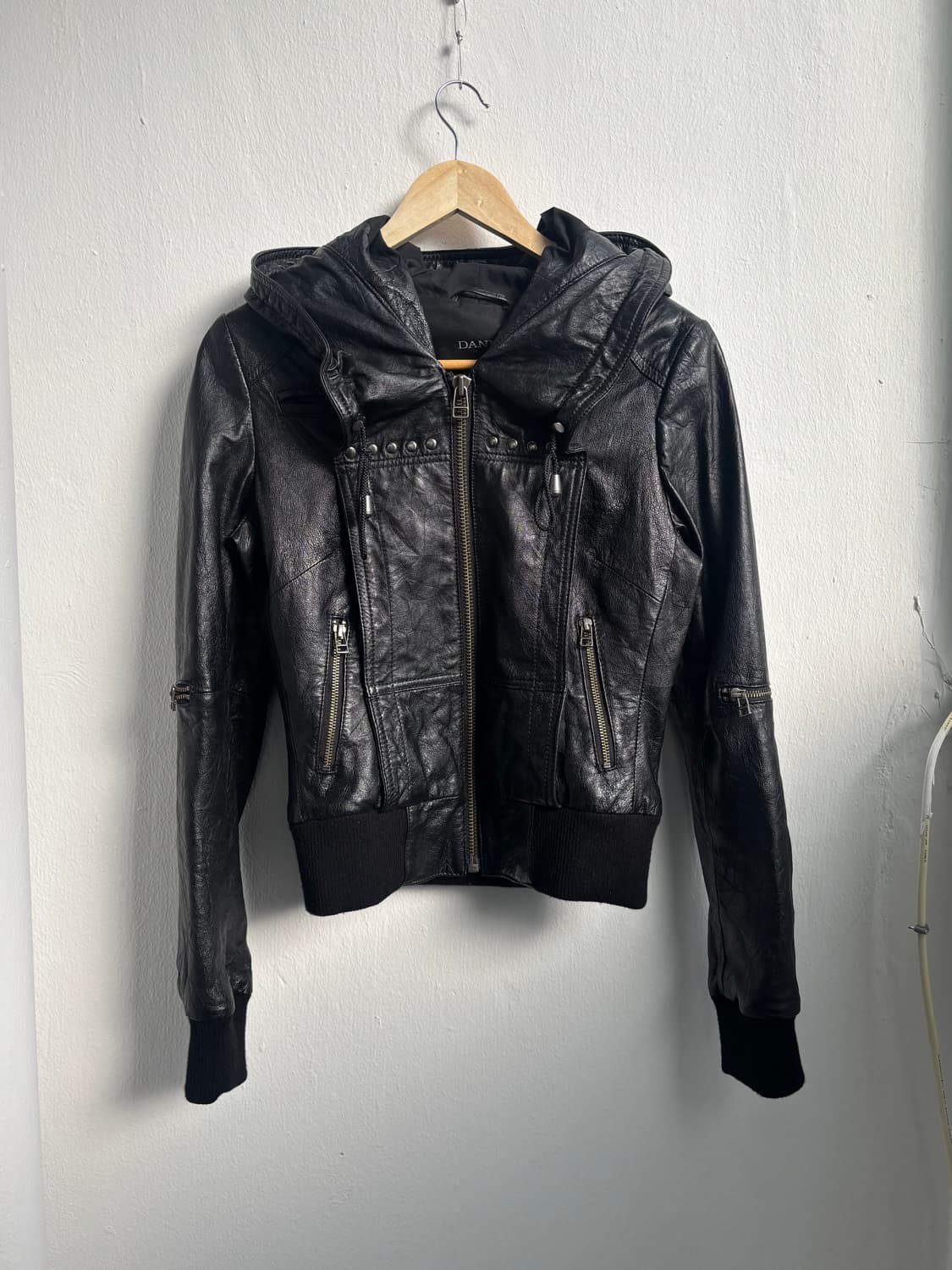Vintage Black Hood Leather Jacket 상품이미지4