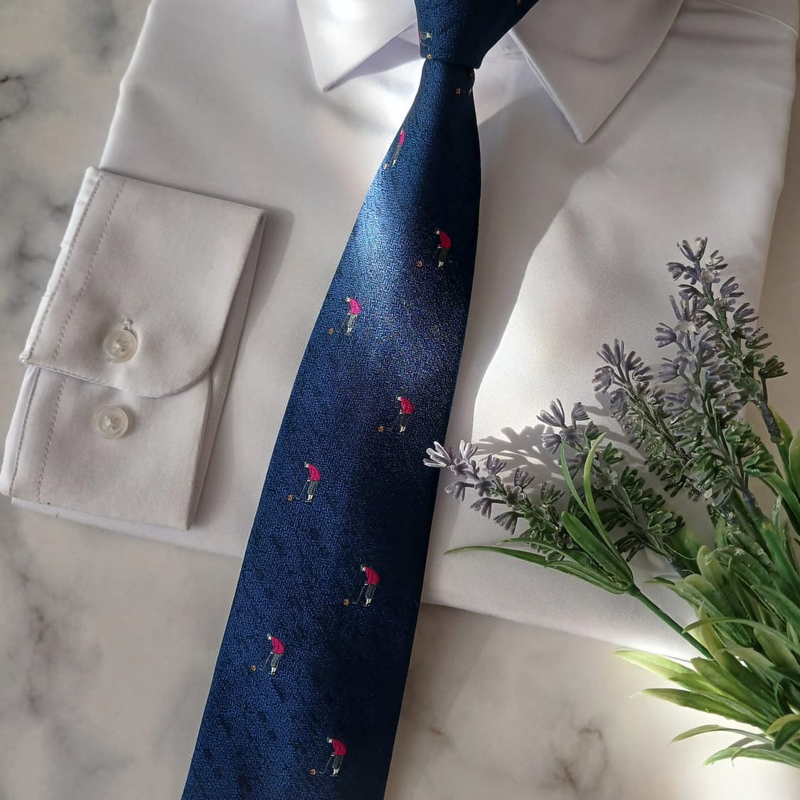 듀퐁 실크 네이비 골프 모티브 넥타이 8.2cm A+등급 A19045
 상품이미지6